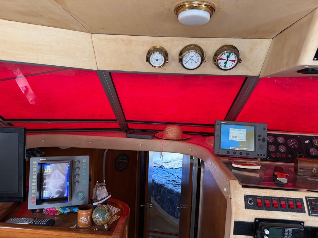 WhatsApp Image 2025-10-01 at 19.38.45