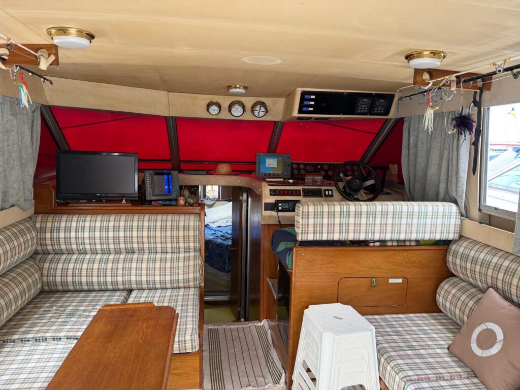 WhatsApp Image 2025-10-01 at 19.38.46 (1)